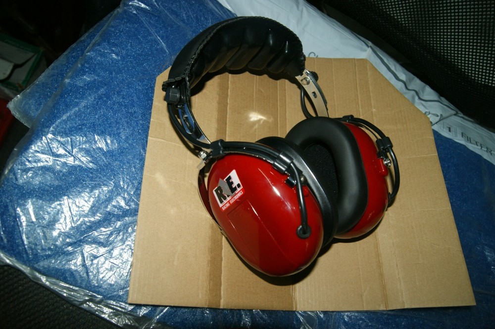 RACE ELECTRONICS AM-FM SCANNER HEADSET
