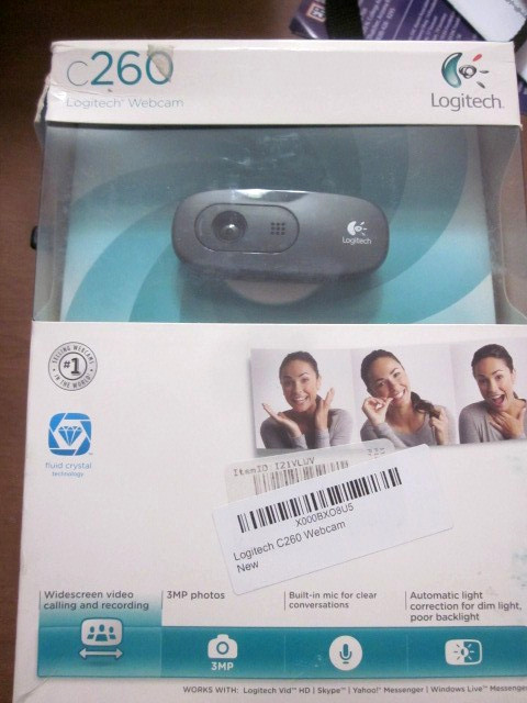 Logitech Web Cam C260. Widescreen video calling/recording. 16:9 video 3MP open b