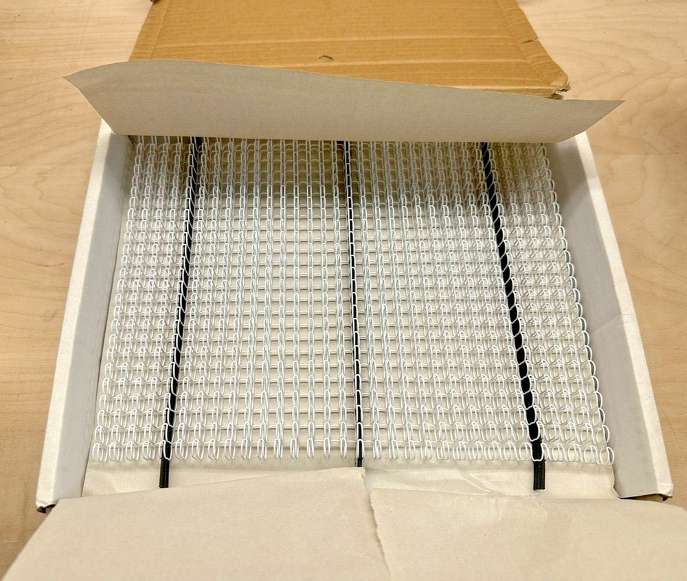 5/16" diameter 3:1" pitch White Wire-O Bindings 32 Loop 100 Quantity - OPEN BOX
