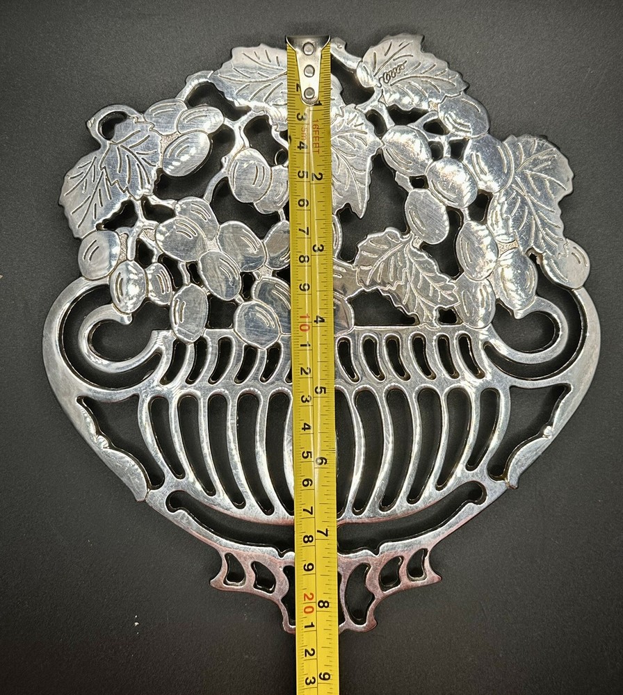 Piero Maestri Italy Silverplated Grape Olive Vine Trivet