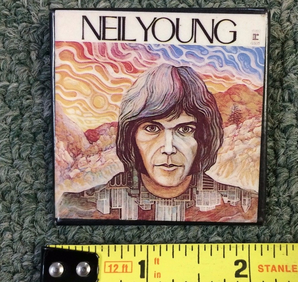 VINTAGE NEIL YOUNG CRAZY HORSE PIN 2X2" SQUARE EXCELLENT CONDITION M9