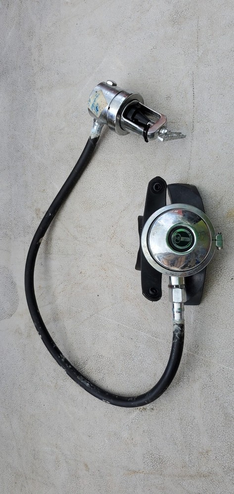 US Divers Aqua Lung DeepStar II Regulator Set SCUBA
