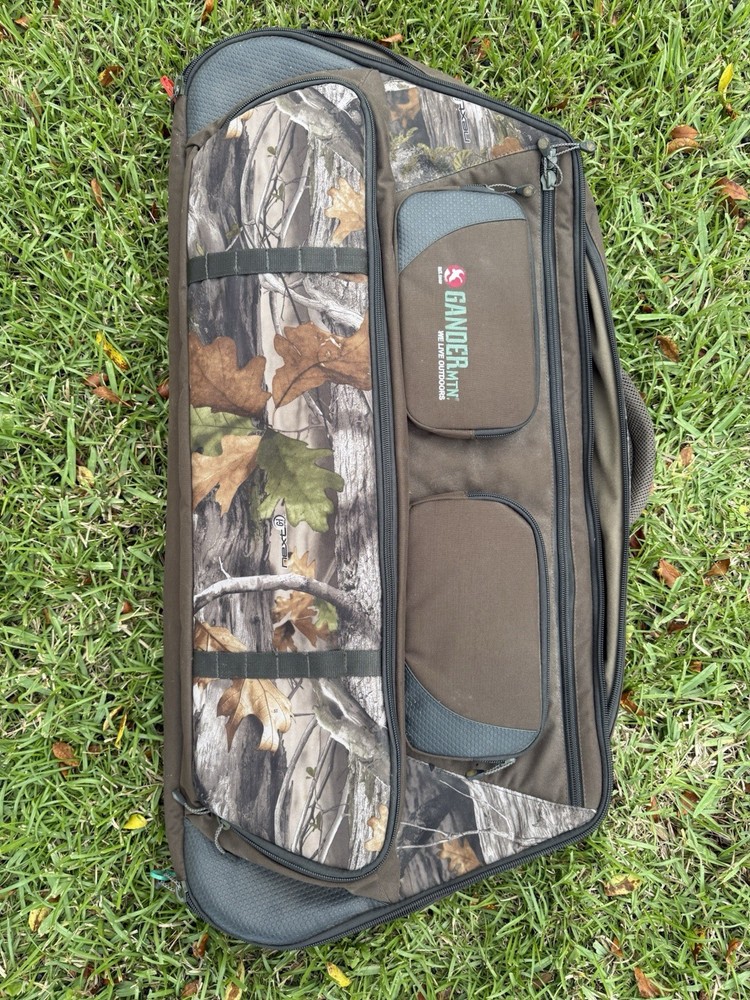 Bowtech Diamond Razor Edge Compound Bow - 60 Pounds RH. With Soft Case +