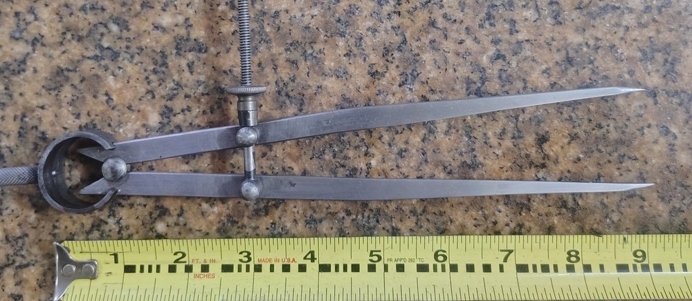 🗽 VINTAGE 8" DIVIDER