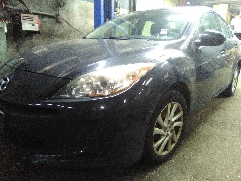 12 Mazda 3 Information/GPS/TV Dual Screen Display Screen Upper Center Dash