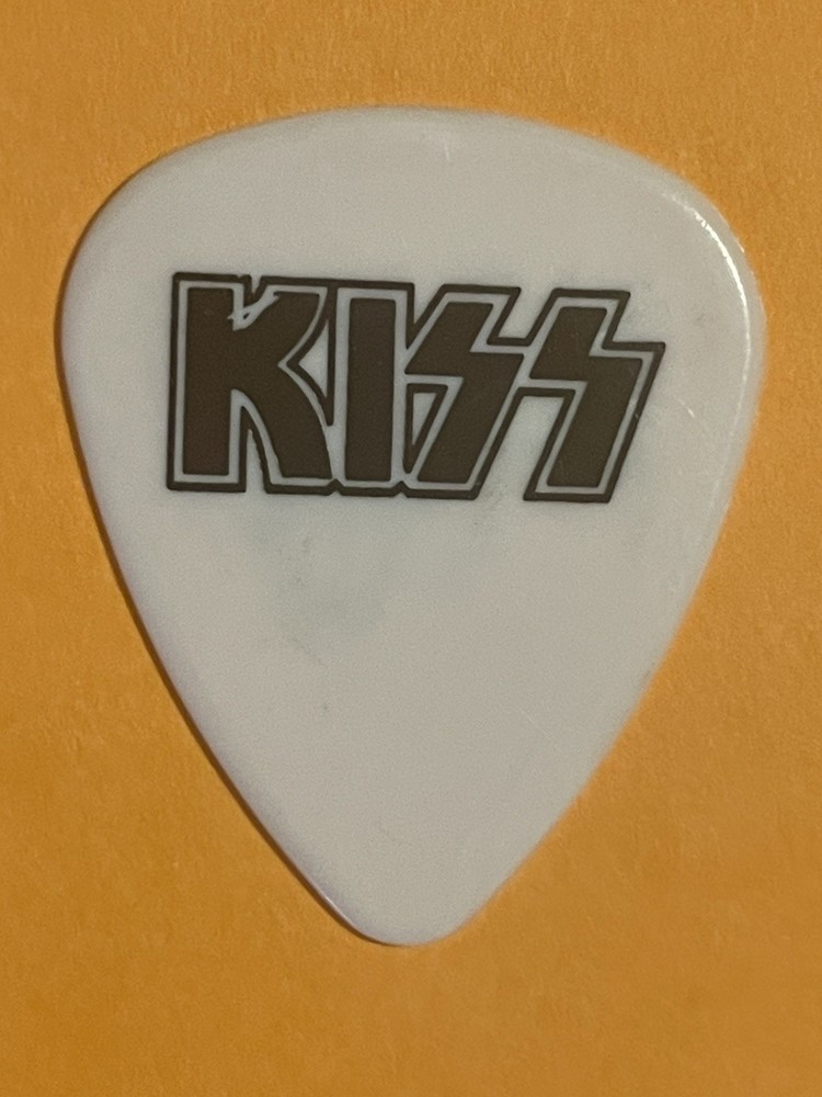 KISS ACE FREHLEY RARE GUITAR PICK 90,S EX