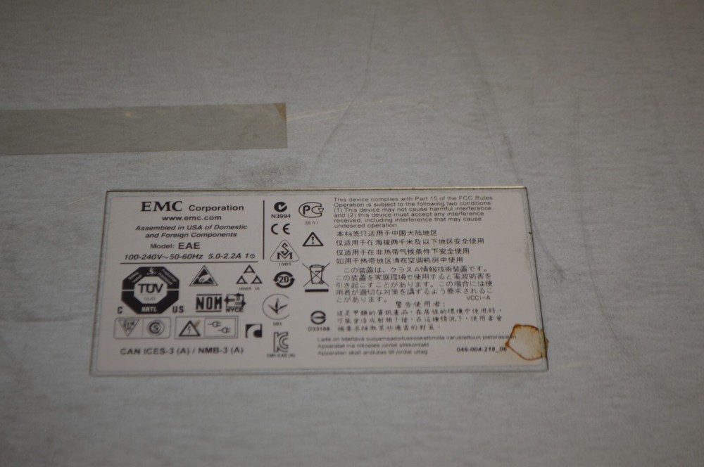 ^ EMC EAE Hard Drive Array HDD Expansion Bay (No Hard Drives) #W5897