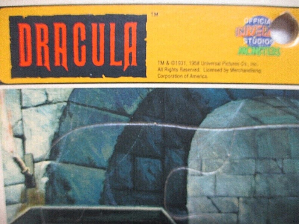 Dracula 12 Piece Frame Tray Puzzle Universal Studios Monsters ages 3 - 7