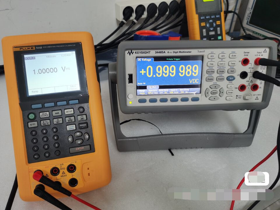 Fluke 741B DPC Documenting Process Calibrator NEW