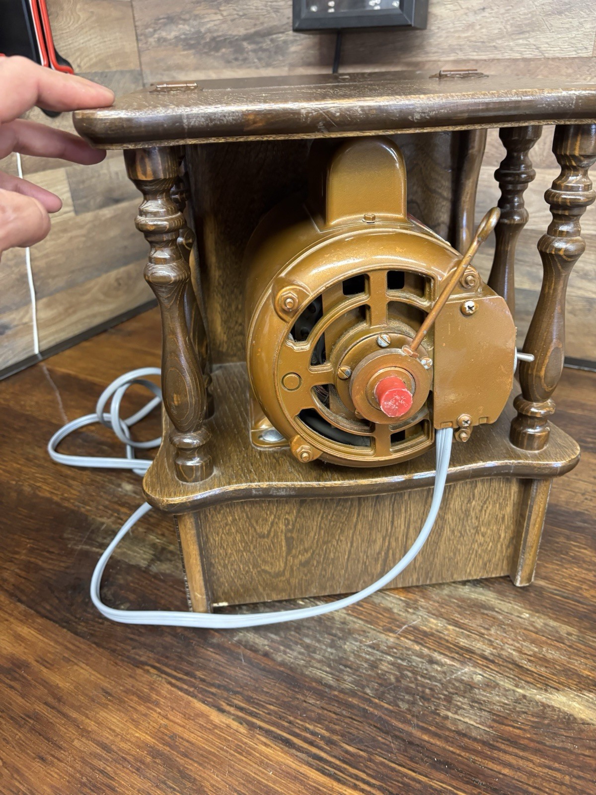 Golden Grain Grinder Wheat Grinder Dayton 3/4 HP Motor W/Wood Cabinet Vintage