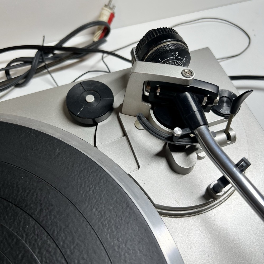 Technics SL-Q3 Turntable Quartz Direct Drive Fully Automatic Not Working