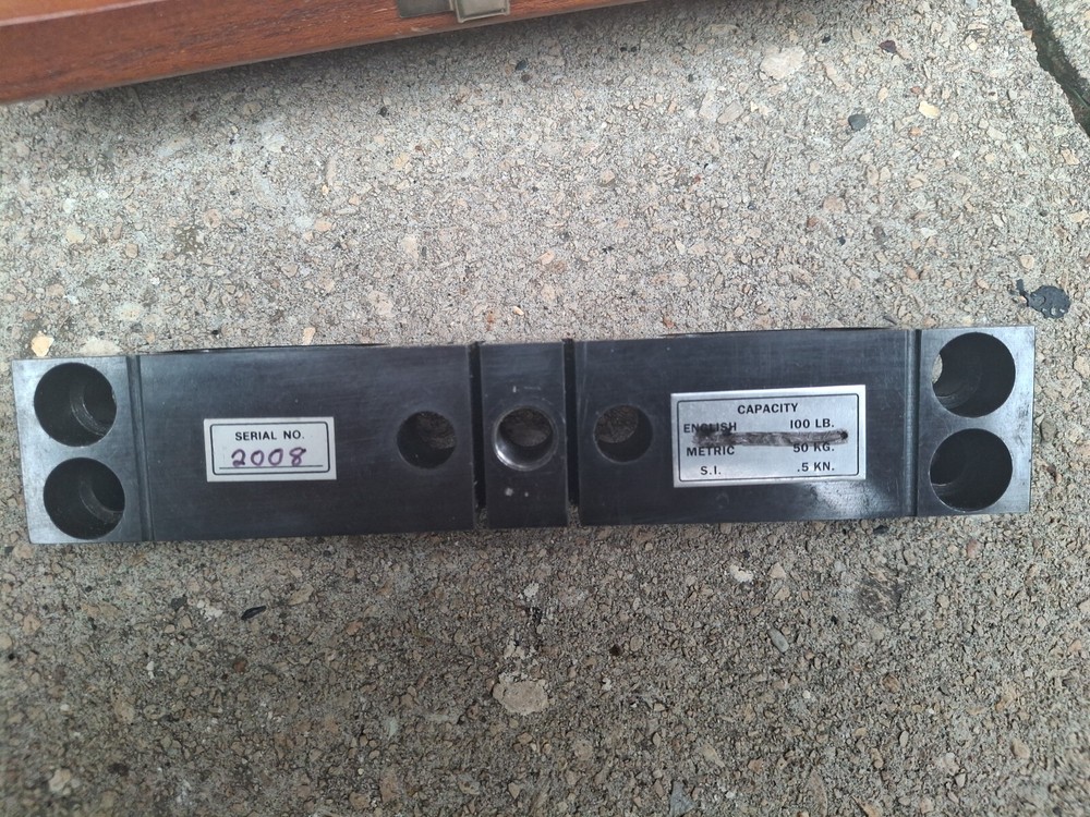 Instron Specimen Alignment Fixture Universal Precision Sample Centering Block