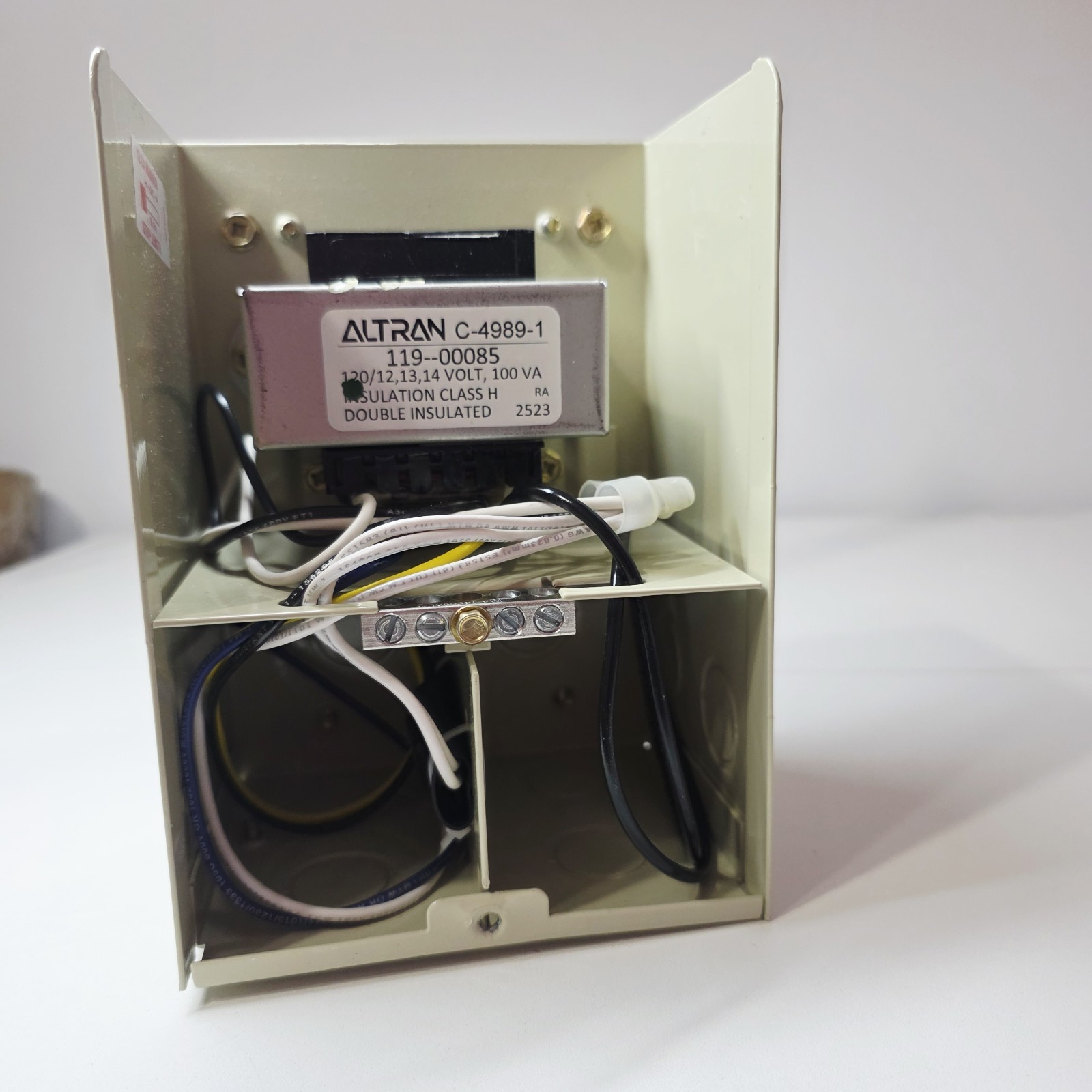 INTERMATIC 100 WATT SAFETY TRANSFORMER PX100