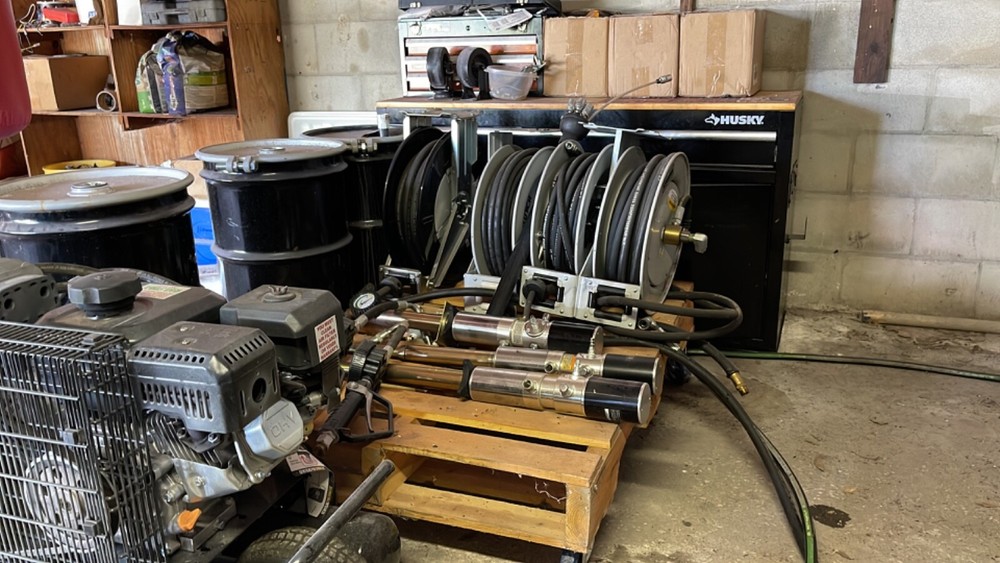 PROFESSIONAL PNEUMATIC OIL CHANGING SYSTEM