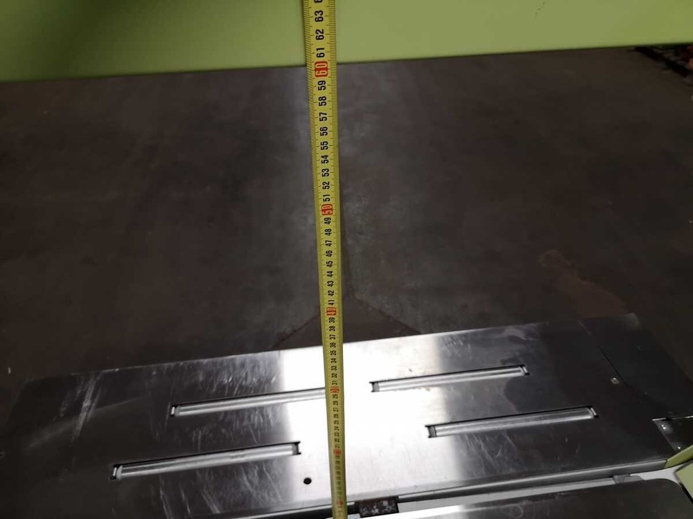 Automatic strapping machine