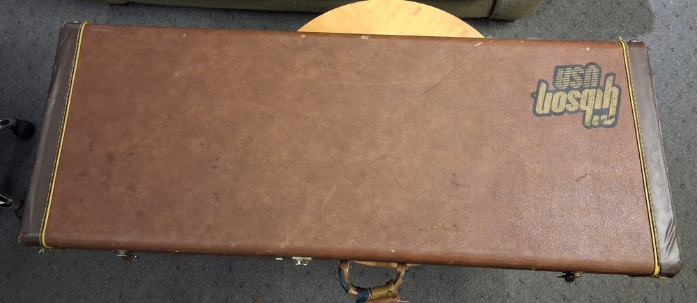 1989 Gibson Explorer Hard Case Brown