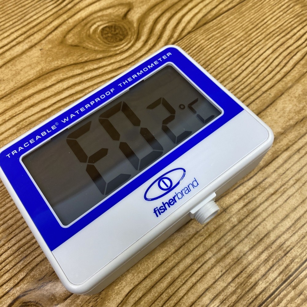 Fisherbrand Traceable Waterproof Thermometer - NOB