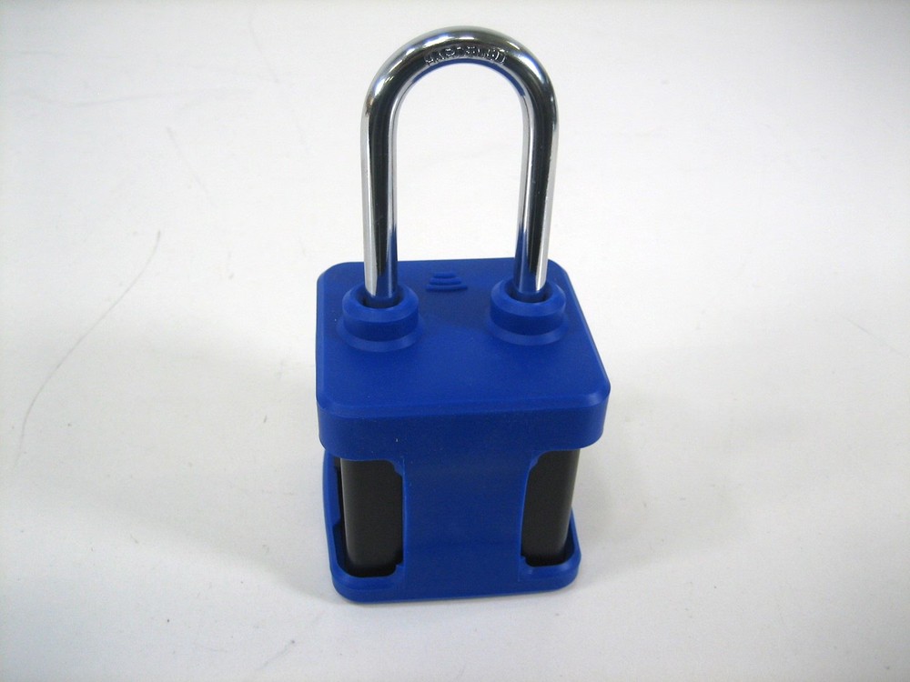 Starcom ASS102202 Watchlock Cube AMP12002 3G Smart Padlock GPS Locking System