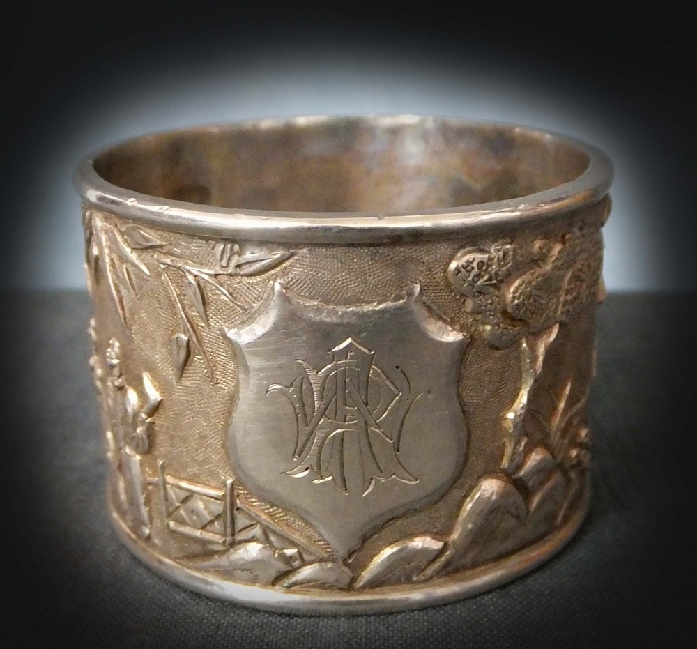 FINE QUALITY CAST & CHASTE CHINESE SILVER NAPKIN RING