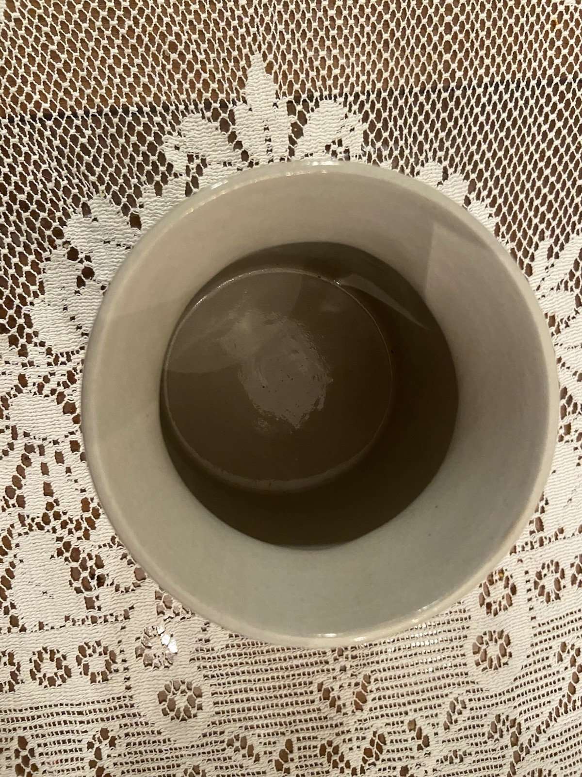 2000 Red Wing Land O Lakes Utensil Crock With Indian Maiden On It #1057/2000