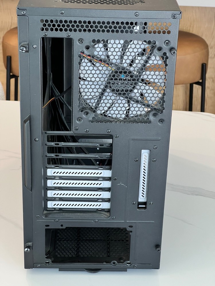 Fractal Design Define R4 Silent Mid Tower Computer Case - No HDD Bay Side Panel