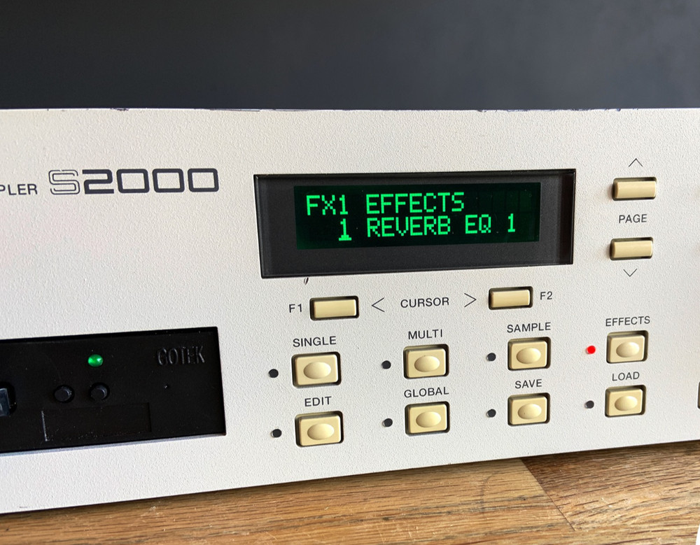 OLED For Akai S2000 New Display Screen (Please note the color when purchasing)