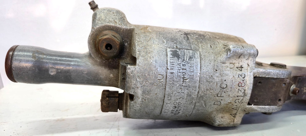 Chicago Pneumatic CP-351 Compression Rivet Squeezer - For Parts