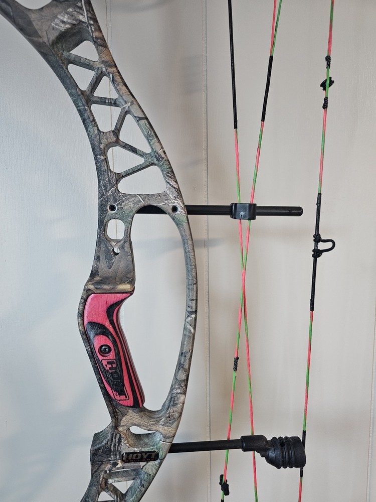 Hoyt Charger Compound Bow