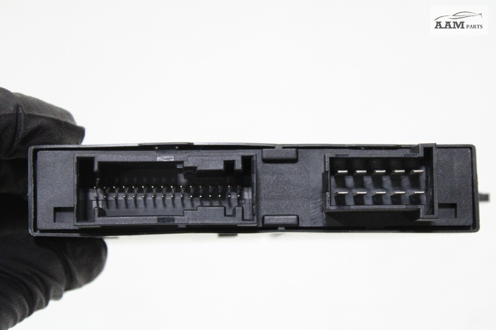 2018-2024 FREIGHTLINER CASCADIA FRONT RIGHT SIDE DOOR CONTROL MODULE OEM