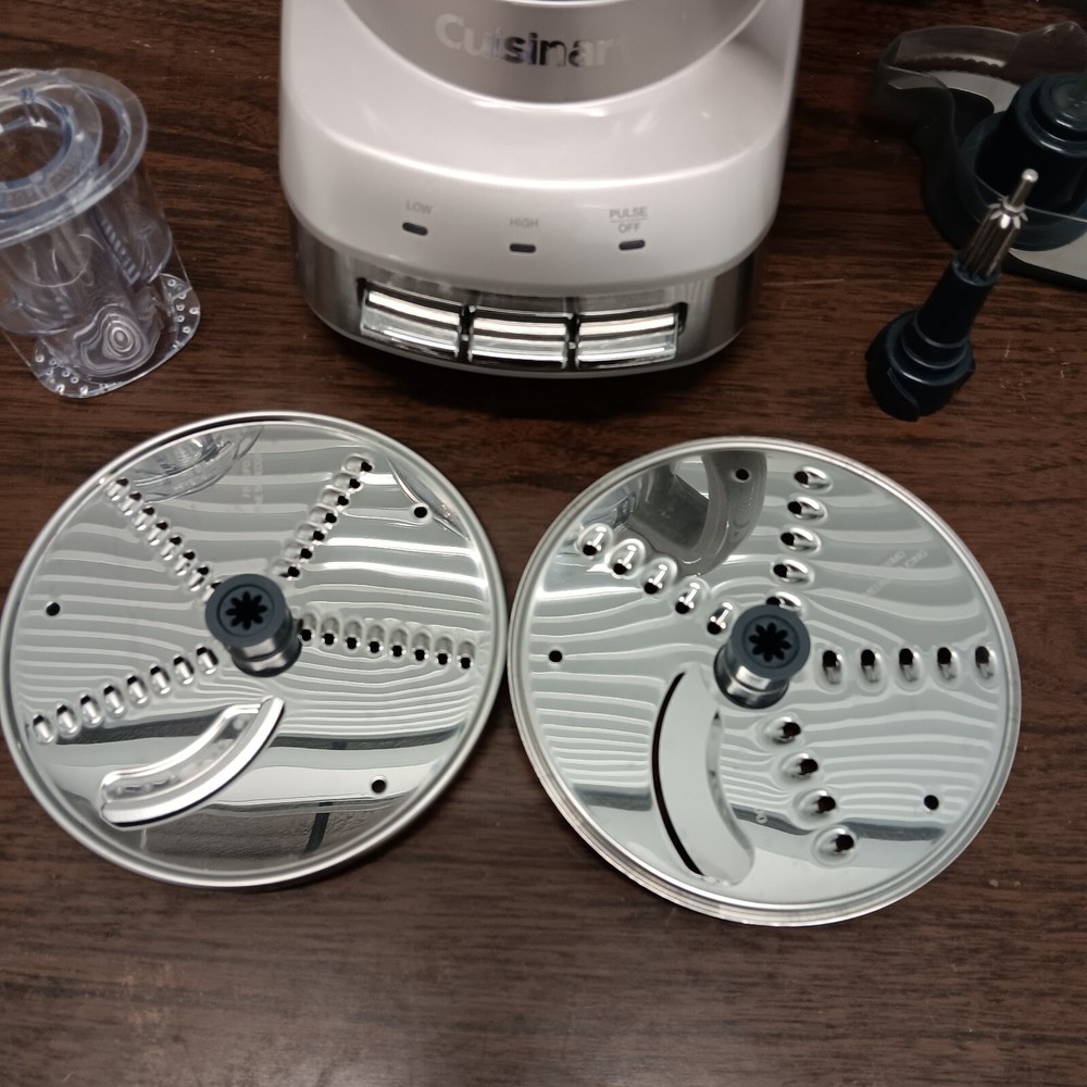 Cuisinart Food Processor. NICE!