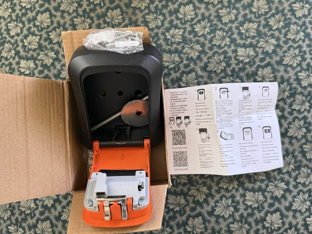 Combination lock box for keys