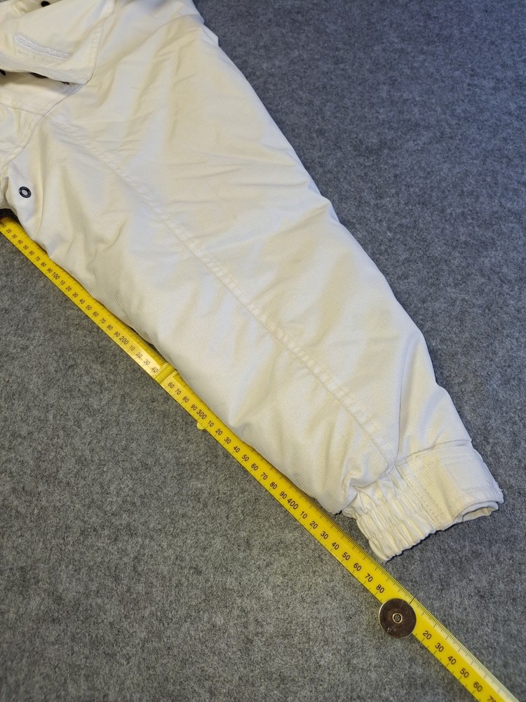Trespass Size M Ski Jacket. Ski Snow System. High Performance Insulation.
