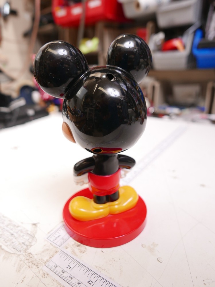 Walt Disney World Resort/ Kellogs 8" MICKEY MOUSE BOBBLE HEAD