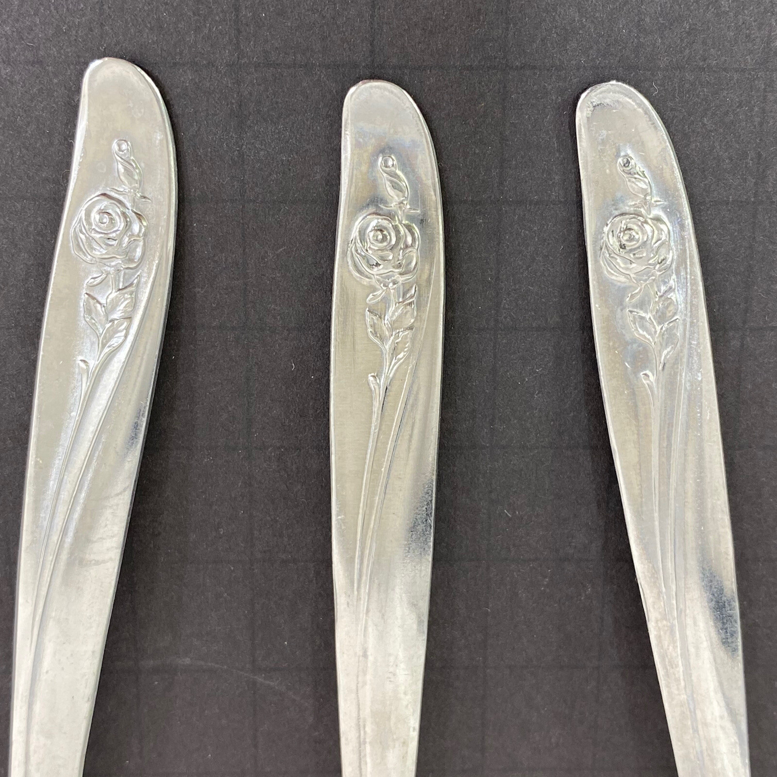 Oneida Custom Stainless ROSEANNE Flatware Set of 3 Salad Forks 6 1/4"