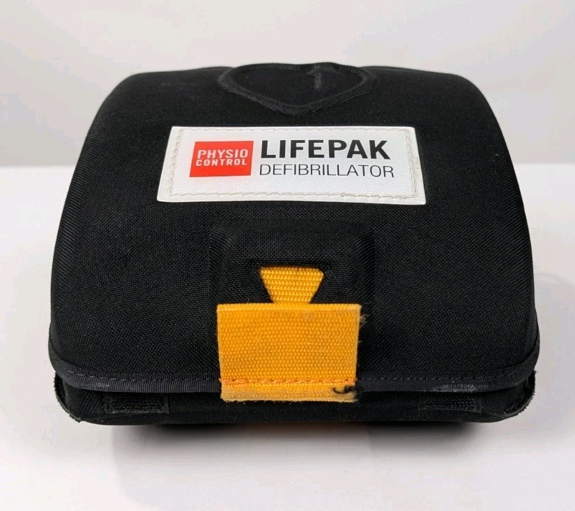 Physio Control Lifepak CR Plus With Case