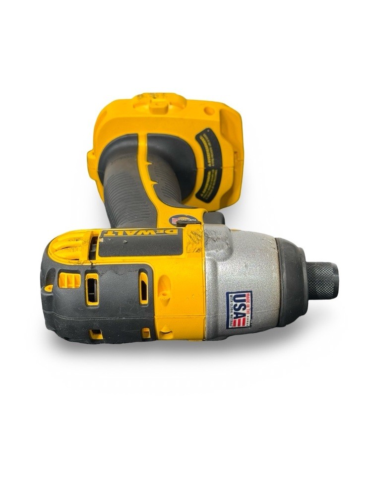 DeWalt DC825 18V 1/4" Impact Driver Tool Only Used