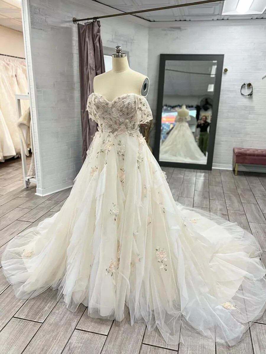 3D Flowers Applique Lace A-Line Wedding Dresses Off Shoulder Ruffles Bridal Gown