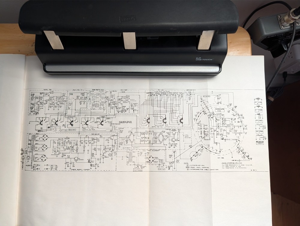 Edison Electronics 800A RF Signal Generator