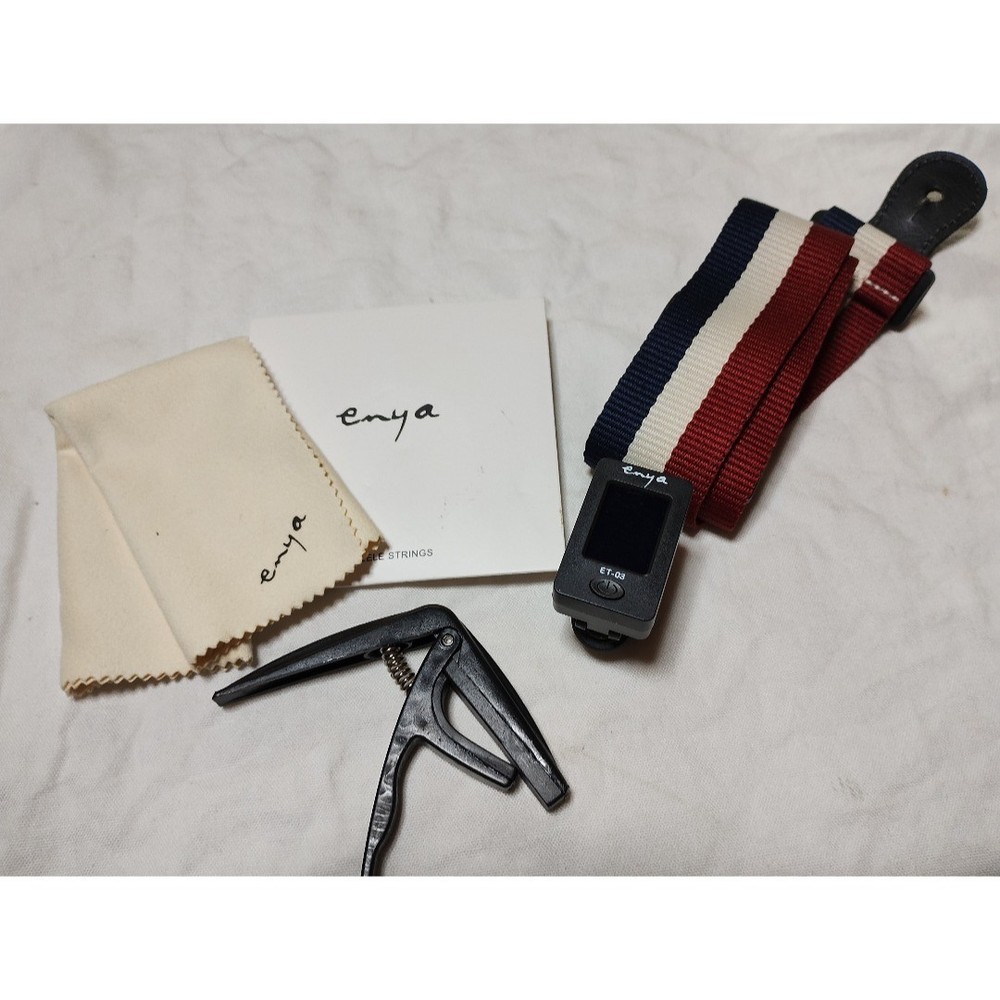 [Price reduction] enya ukulele EUC-25D