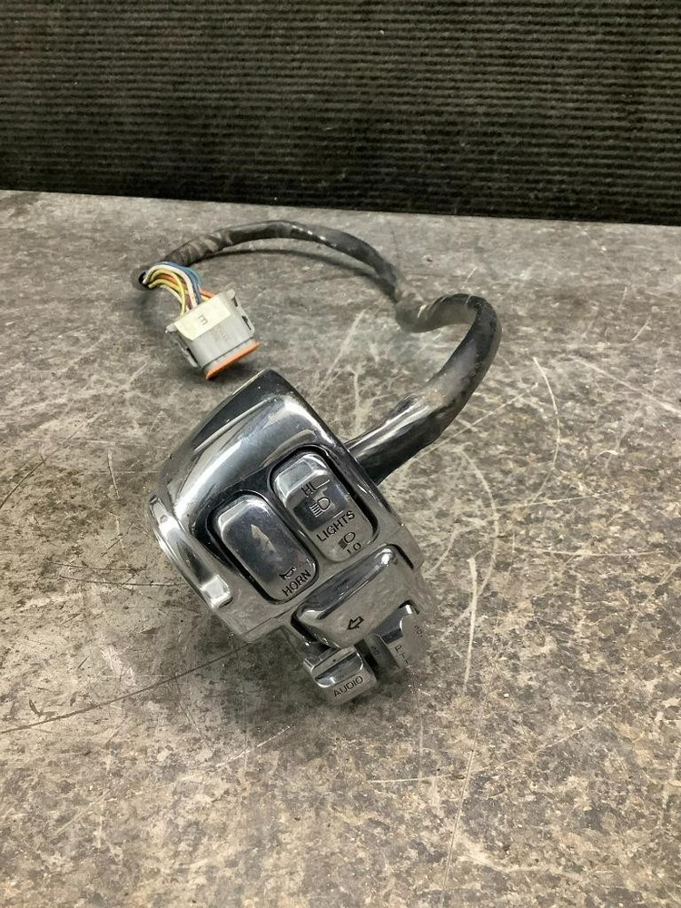 06 Harley Ultra FLHT FLHTCUI Left Turn Switch Control 18G