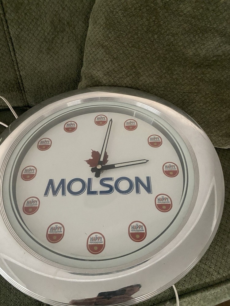 Molson Beer Vintage Light-Up Clock