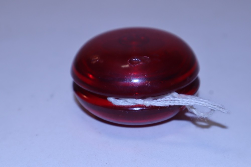 Vintage Hyper Duncan Red Imperial Yo-Yo with String