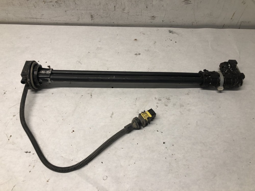 Peterbilt 579 DEF Sensor - Used | P/N Q216170004
