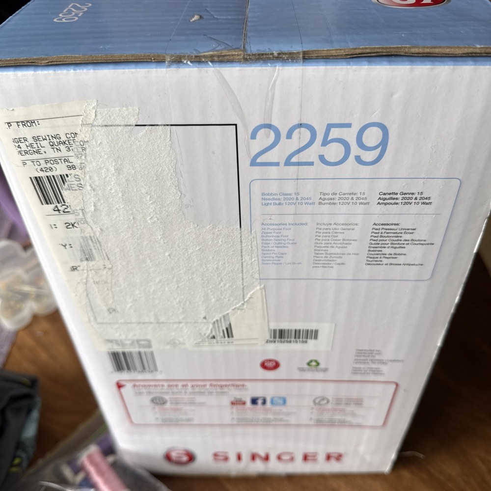 SINGER® Tradition 2259 Sewing Machine UNOPENED Brand New