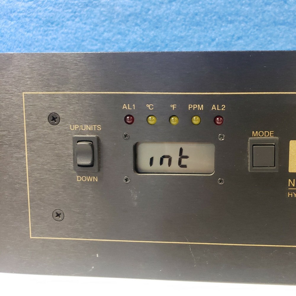 NYAD MA-130D Hygrometer 19" Panel mount