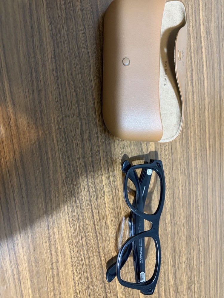 Meta Wayfarer RW4008