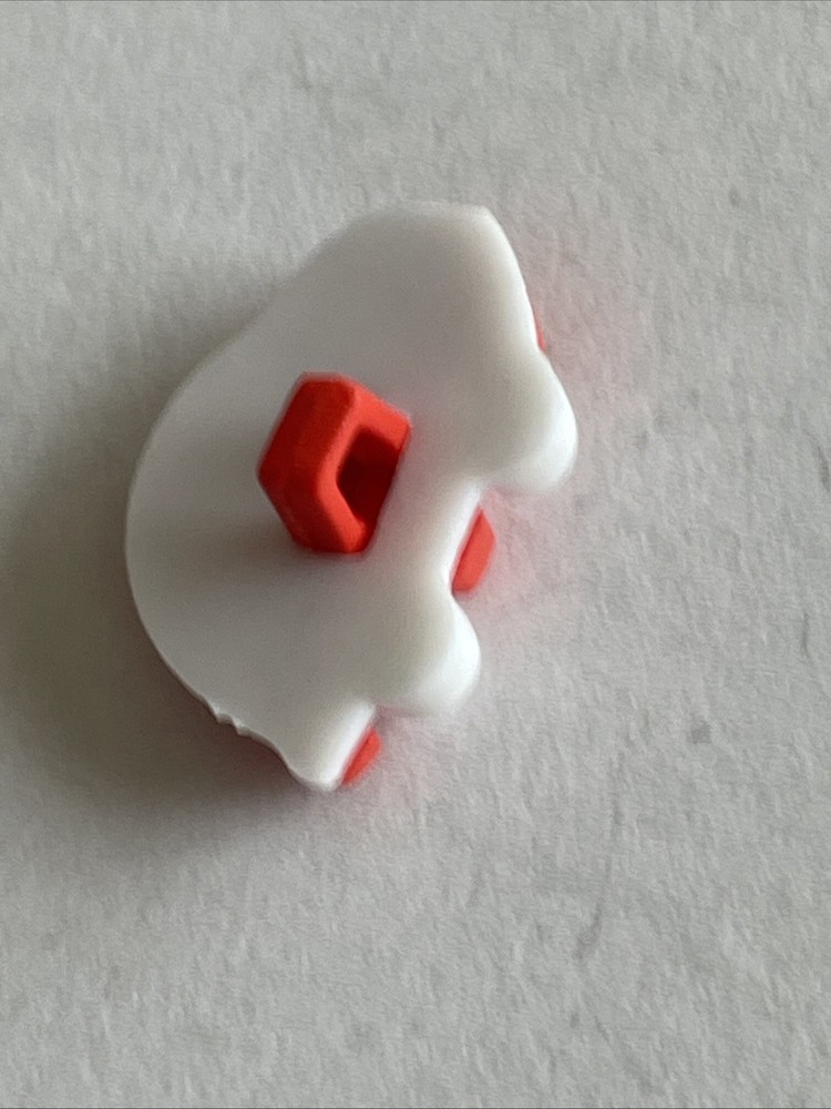 1 Red & White Car Plastic Snap Together Buttons 3/4”