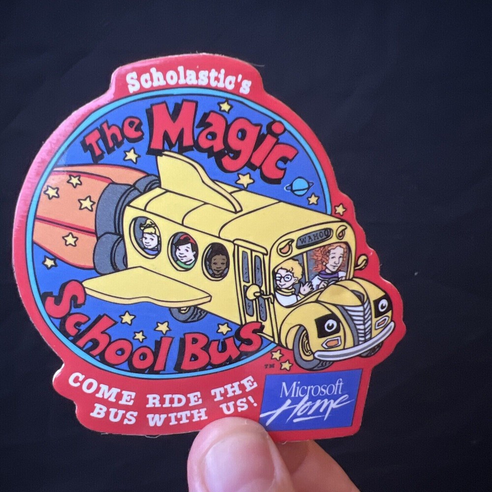 Vintage 1990s Microsoft Home Software Magic School Bus Scholastic Pinback Button