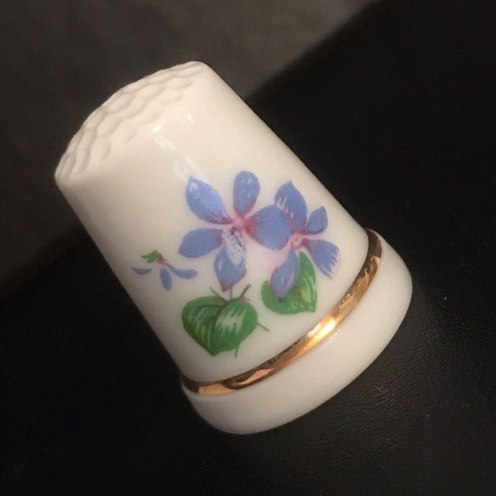 COLLECTABLE THIMBLE PINK / LILAC / PURPLE FLOWER BONE 43