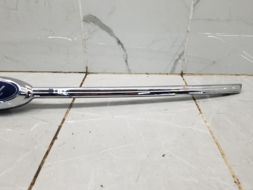 2015 FORD TAURUS CHROME FINISH PANEL W/ CAMERA #007574